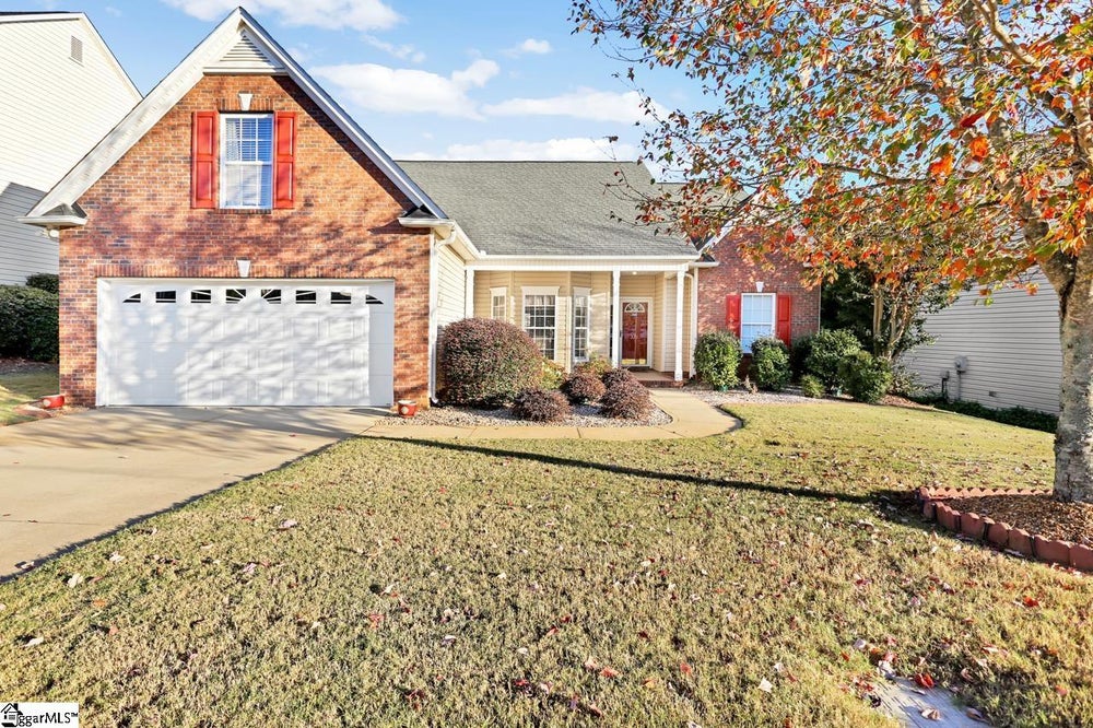 321 Milhaven Drive, Spartanburg, SC 293015375 MLS 1512470