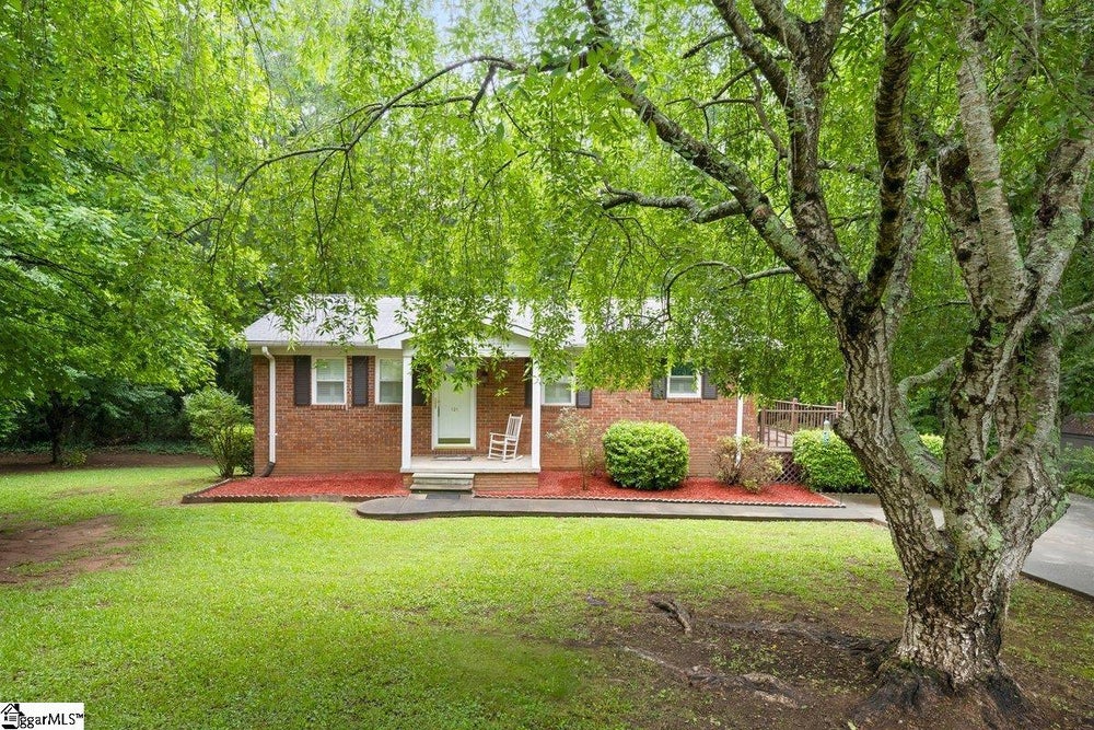 121 Meadowood Drive, Easley, SC 29640 MLS 1528906 Coldwell Banker