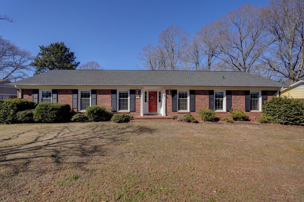 703 Meadowbrook Drive, Spartanburg, SC 29307 MLS 308248 Coldwell