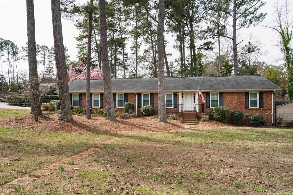 250 Winfield Drive, Spartanburg, SC 29307 - MLS# 309081 - Coldwell Banker