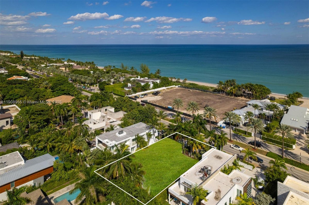 284 Ocean Blvd., Golden Beach — Private Beach Estate photo 3