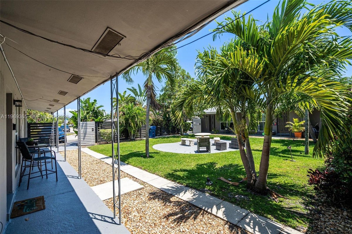 2201 NE 14th Ave., Wilton Manors — 9-Unit Multifamily photo 3