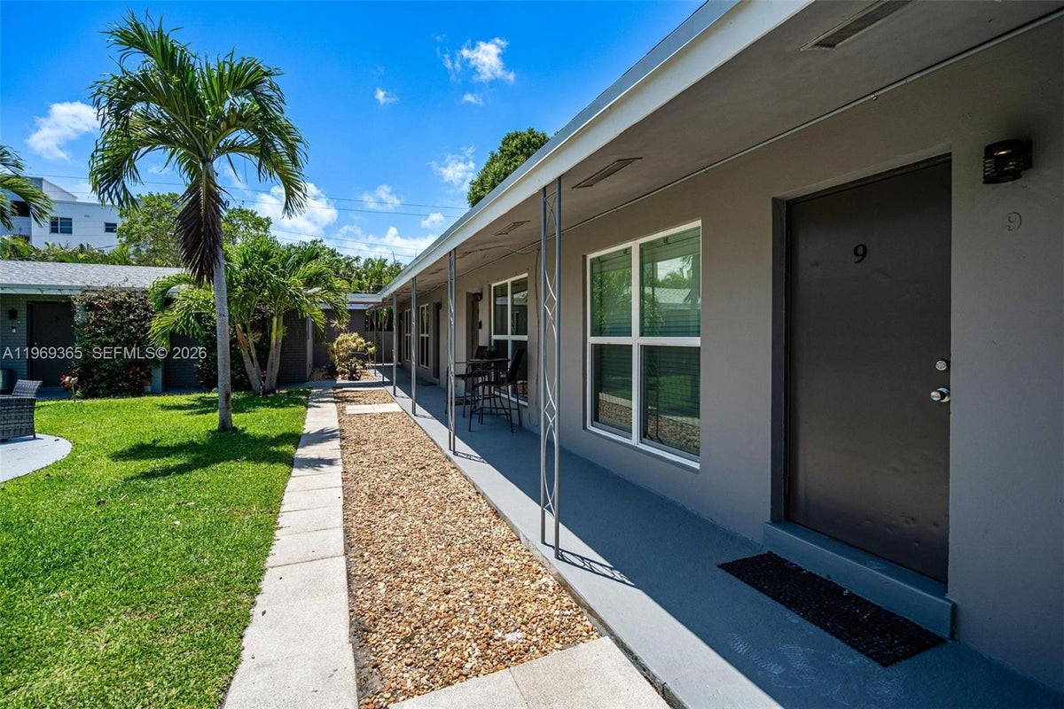 2201 NE 14th Ave., Wilton Manors — 9-Unit Multifamily photo 4