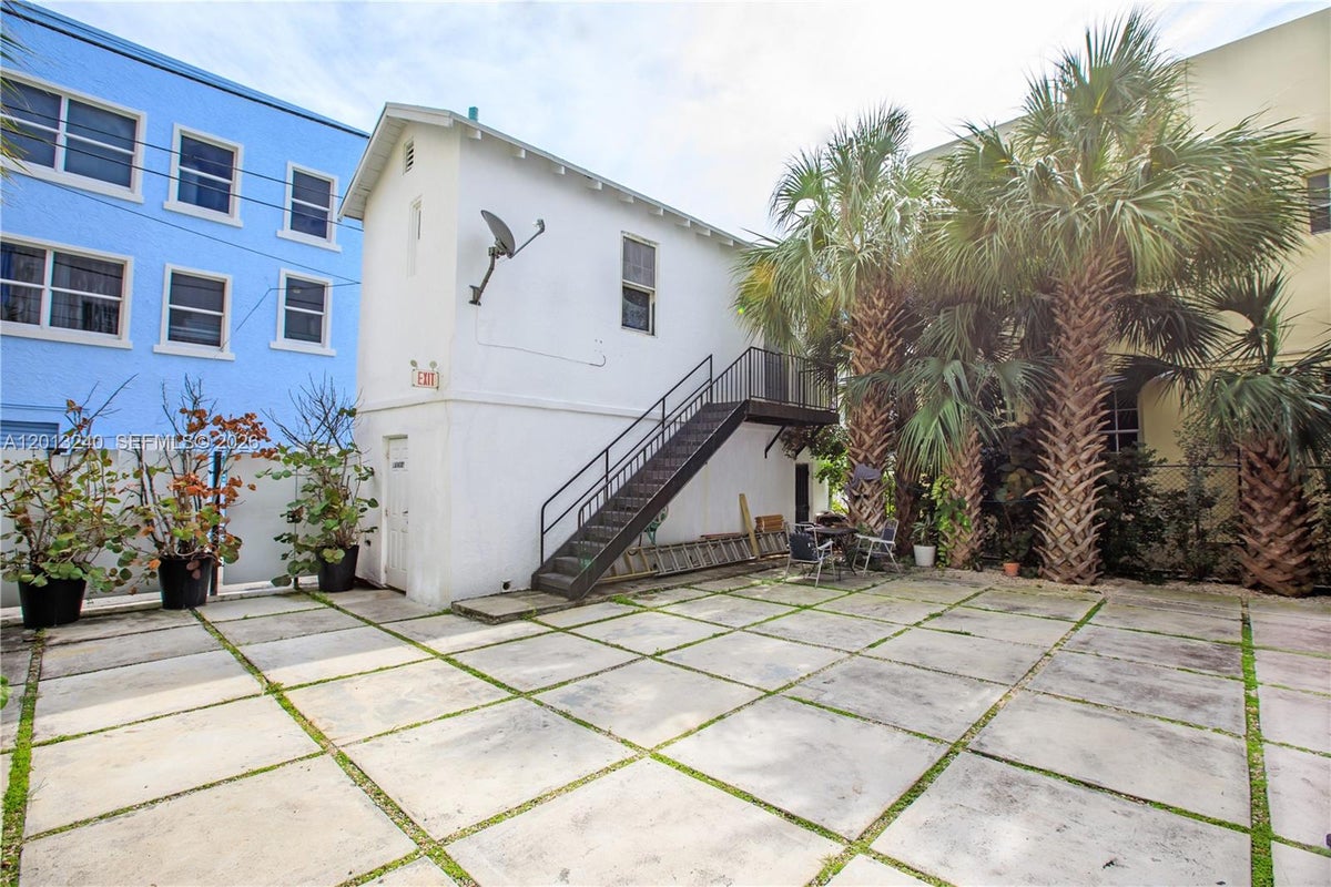 1345 Pennsylvania Ave., Miami Beach — Flamingo-Lummus STR photo 5