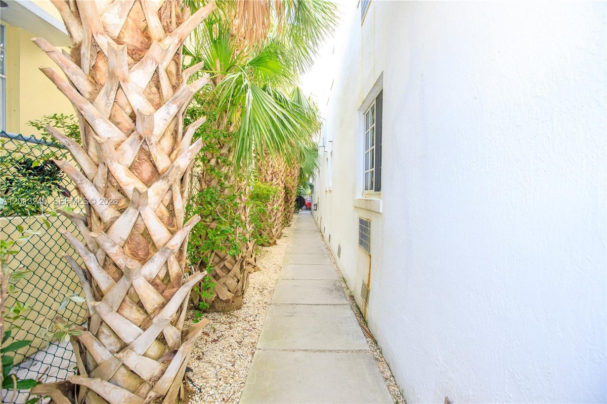 1345 Pennsylvania Ave., Miami Beach — Flamingo-Lummus STR photo 7