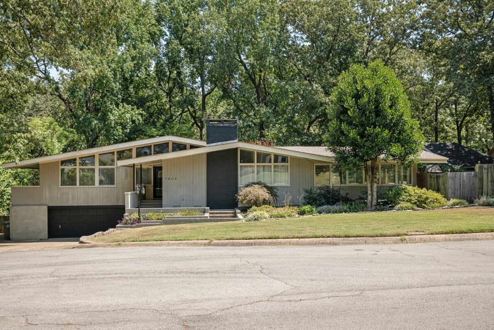 1602 Castle Drive, Jonesboro, AR 72401 MLS 10116749 Coldwell Banker