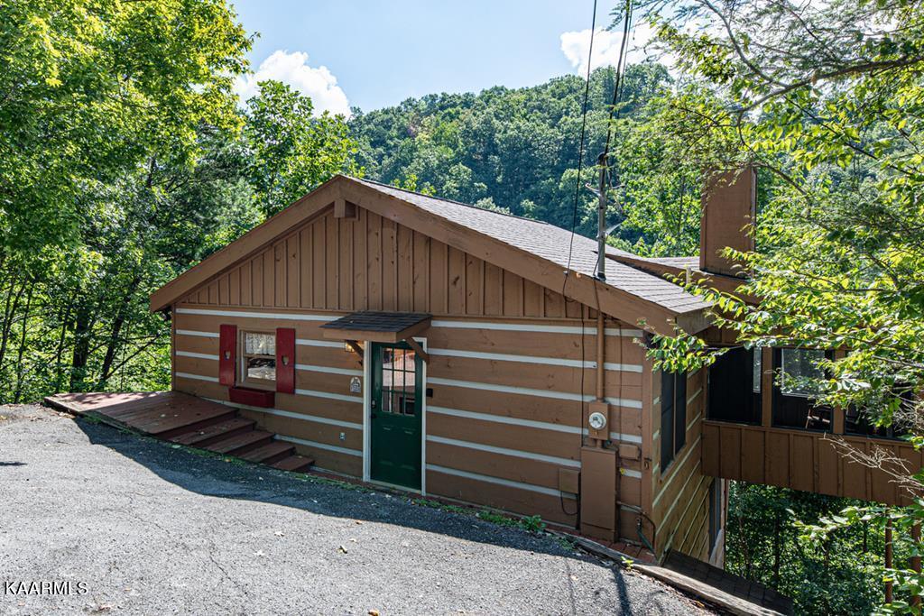 942 Vixen Run, Gatlinburg, TN 37738 - MLS# 1233224 - Coldwell Banker