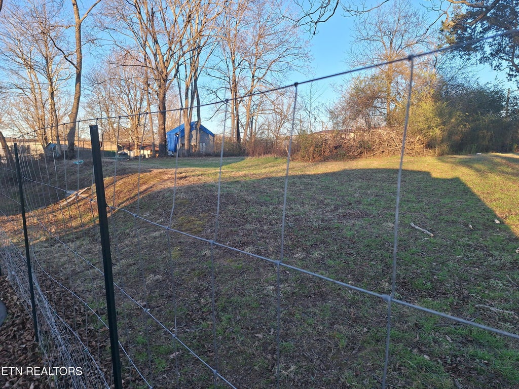 106 N Niota Rd, Englewood, TN 37329 - MLS# 1326975 - Coldwell Banker