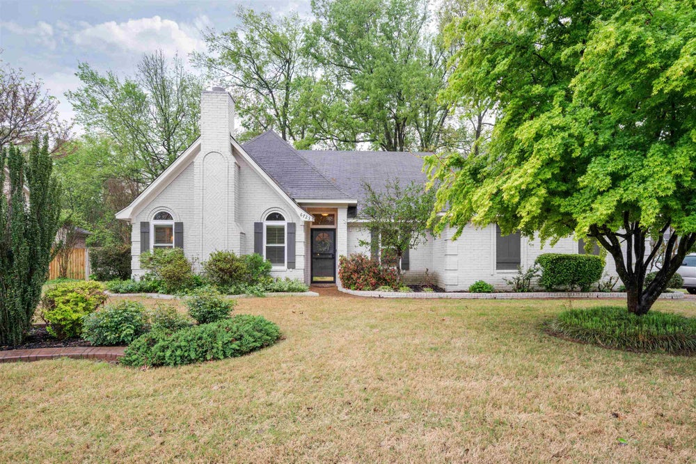 6723 HARE RUN LN, Bartlett, TN 38002 MLS 10169888 Coldwell Banker