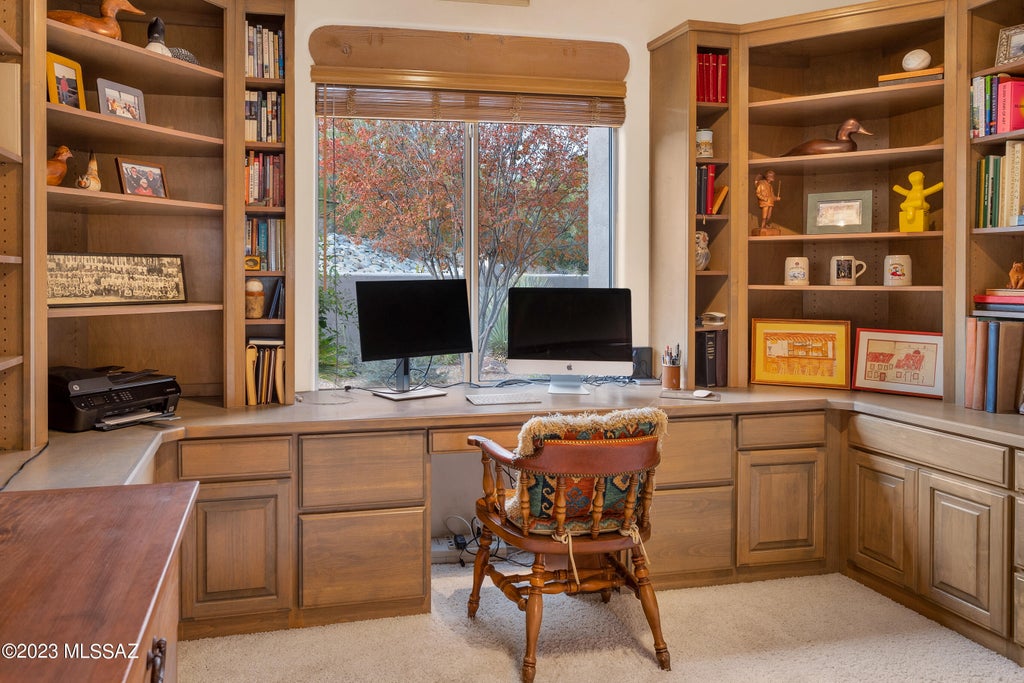 37 Home Office Desks For 2023