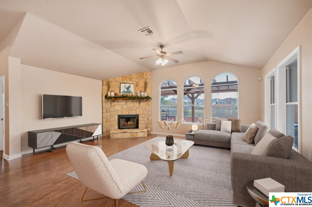 Listing view 3