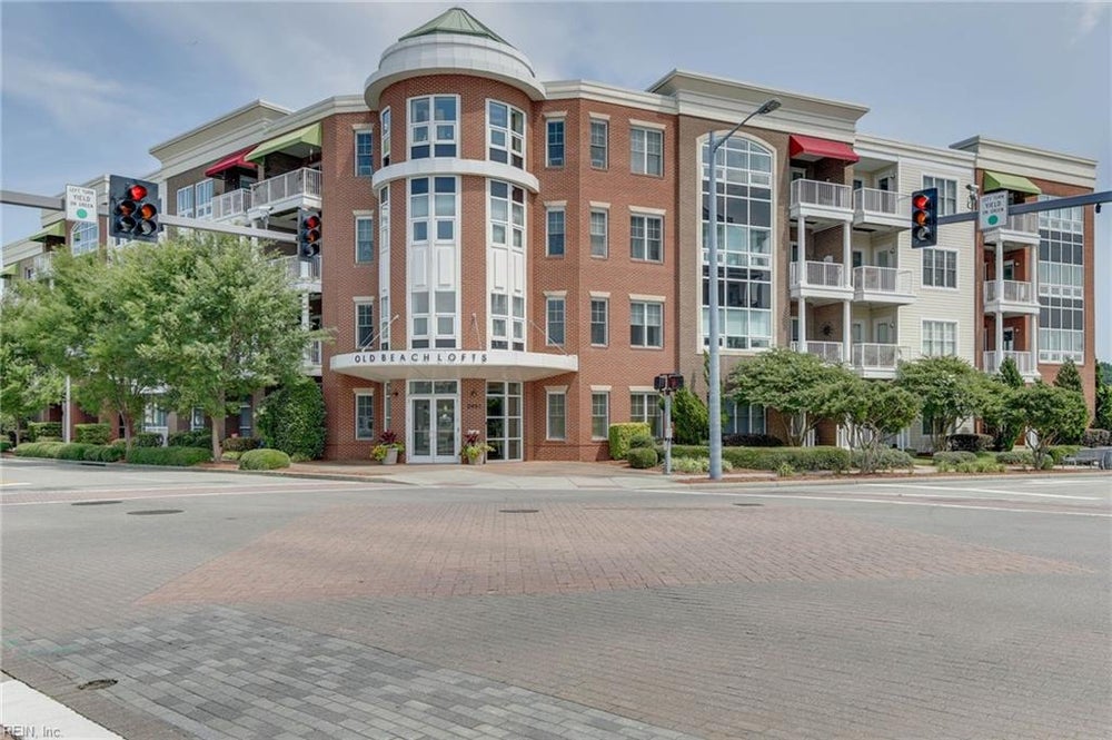 2951 Baltic Avenue 304, Virginia Beach, VA 23451 MLS 10517067