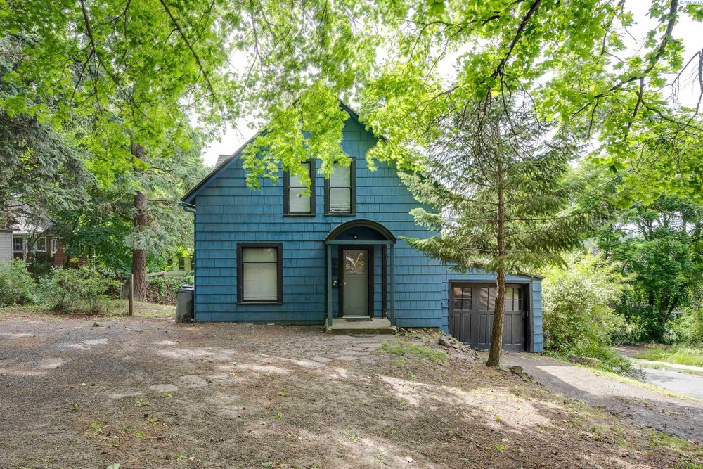 1025 NE Indiana St, Pullman, WA 991633924 MLS 277136 Coldwell Banker