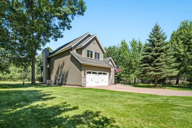 Photo 2 of 55, 6542 187th Street