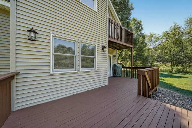 Photo 6 of 55, 6542 187th Street