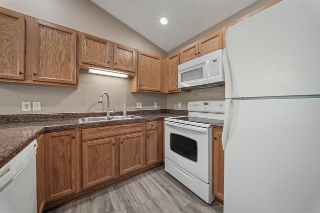 Photo 9 of 35, 5348 Prill Road #C