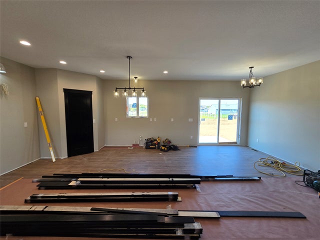 Photo 8 of 27, 3556 114th Street