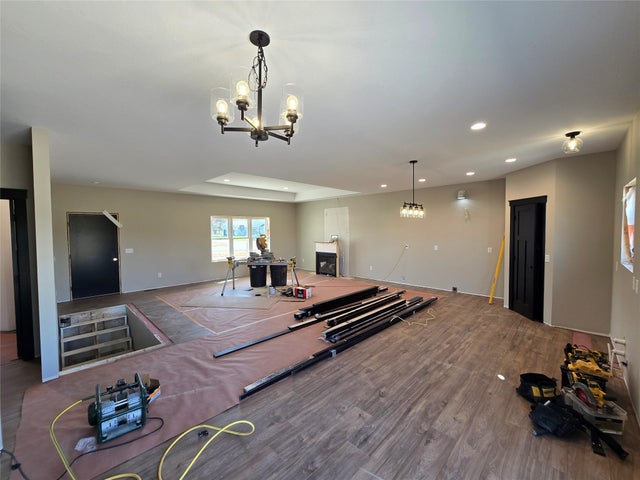 Photo 10 of 27, 3556 114th Street