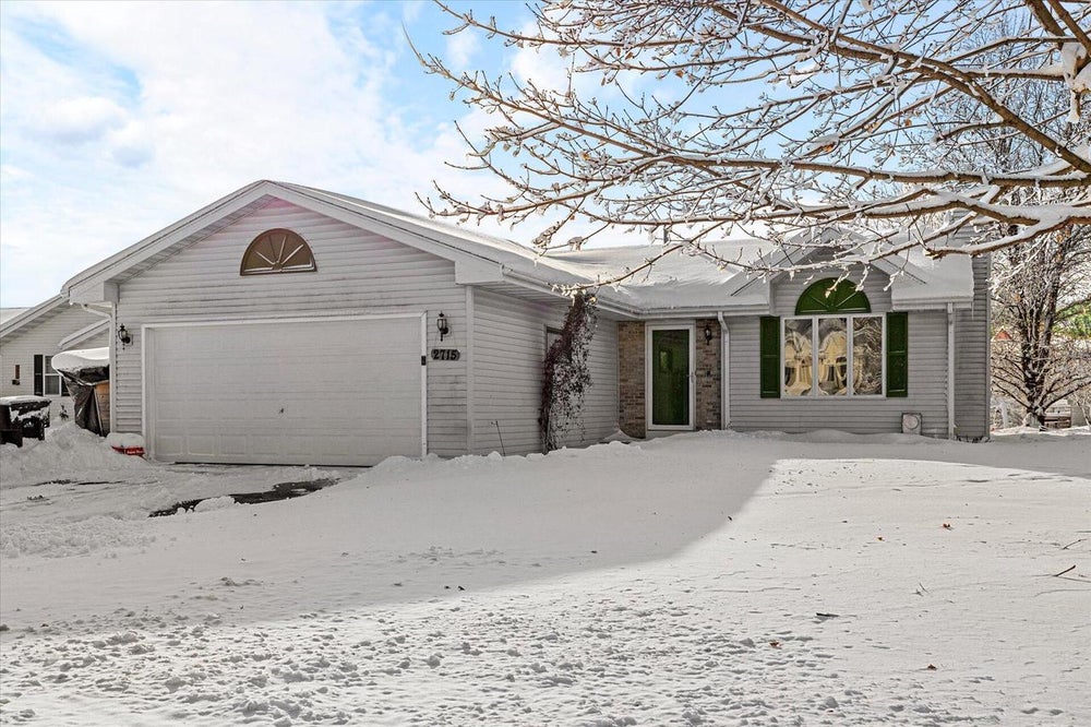 2715 Prairie COURT, East Troy, WI 53120 MLS 1862155 Coldwell Banker