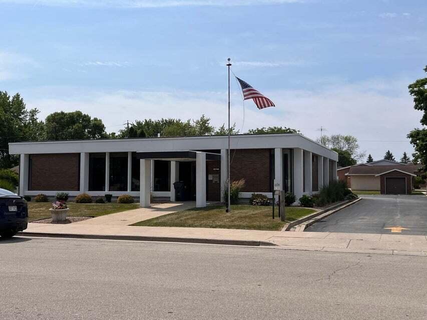 427 Manitowoc STREET, Reedsville, WI 54230 MLS 1870682 Coldwell Banker