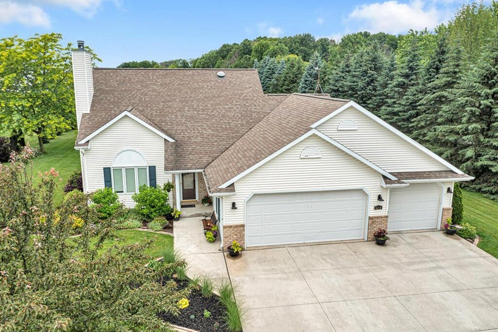 N6210 Woodland ROAD, Sheboygan, WI 53083 MLS 1880902 Coldwell Banker