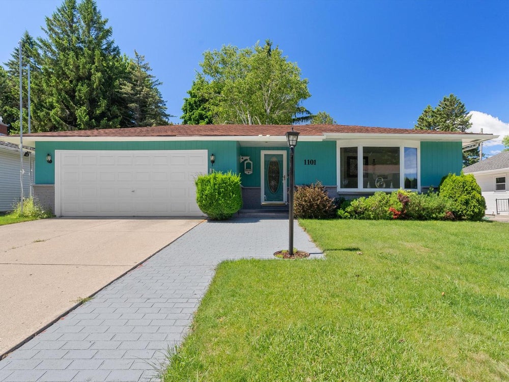 1101 Orchard DRIVE, Manitowoc, WI 54220 MLS 1881291 Coldwell Banker