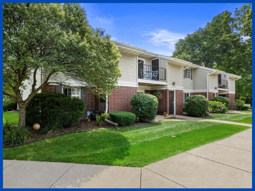 N110W17155 Ashbury LANE 2, Germantown, WI 53022 MLS 1883274