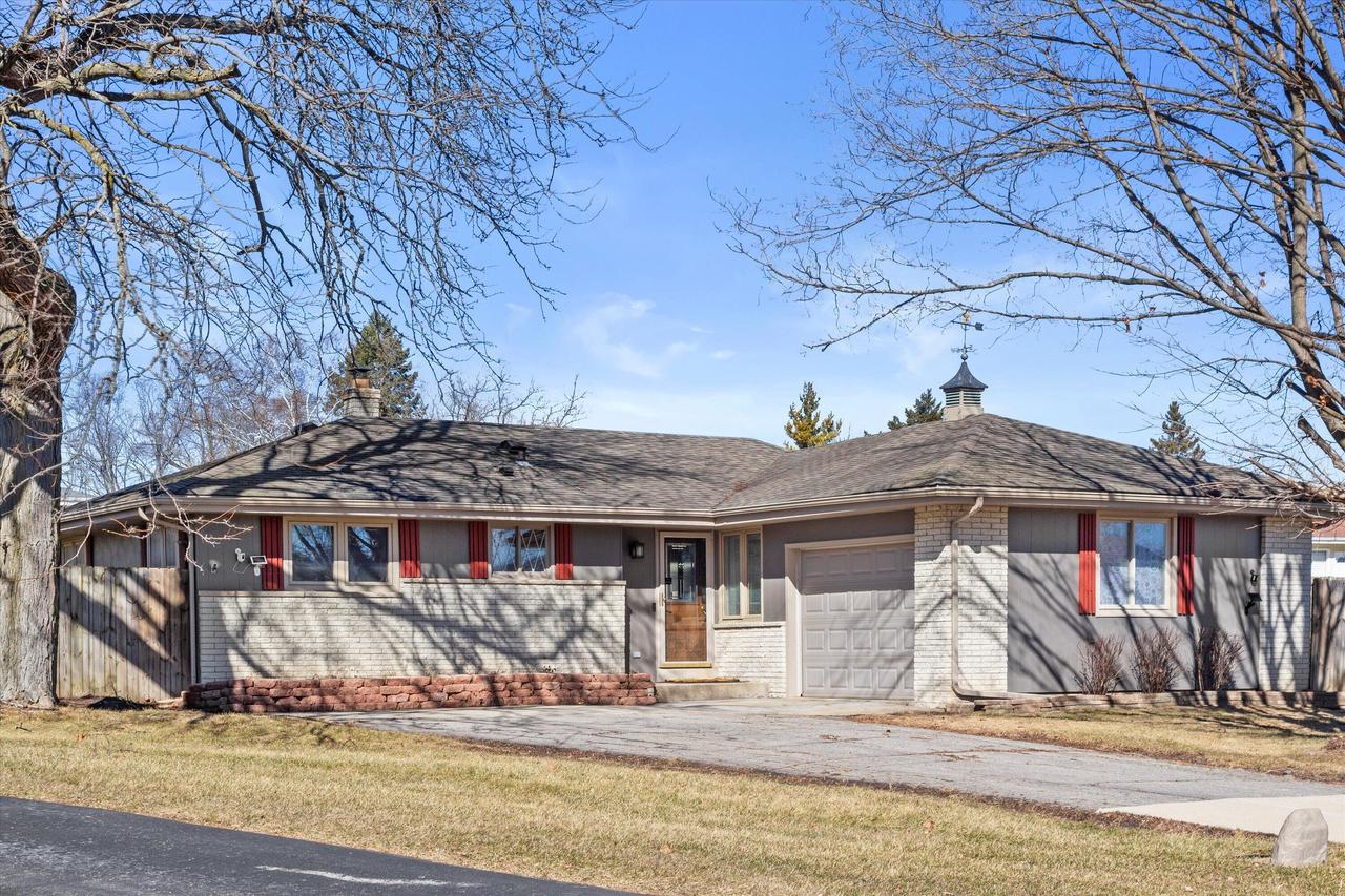 4946 Regal COURT Racine WI 53406 MLS# 1909092 Coldwell Banker