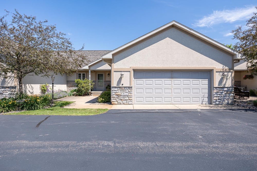 2216 FOREST GROVE AVENUE, Kronenwetter, WI 54455 MLS 22403069