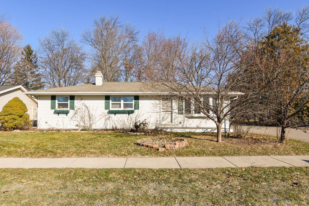 2400 Joan Court, Kaukauna, WI 54130 MLS 50286843 Coldwell Banker