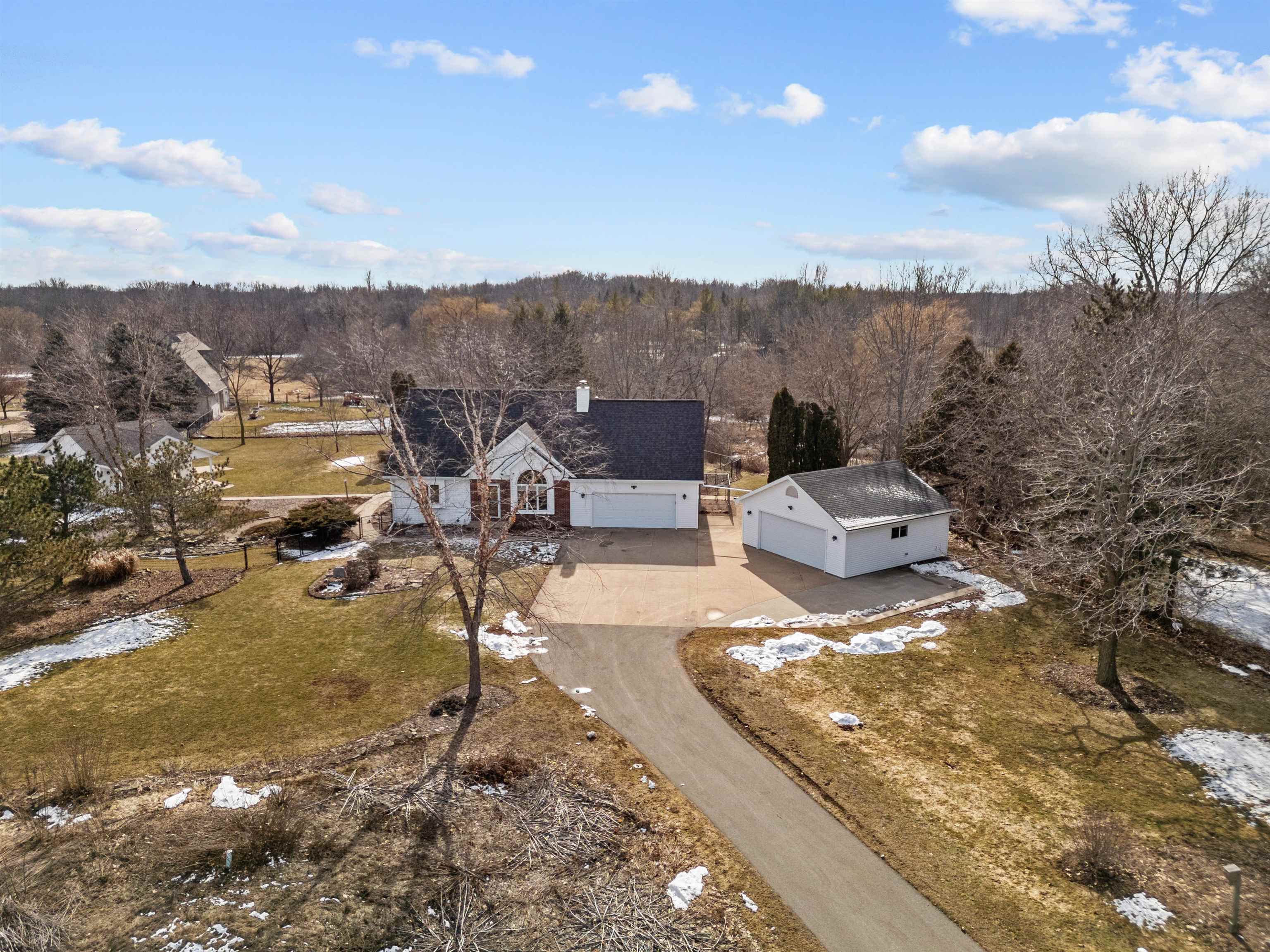 W1561 Lau Road, Kaukauna, WI 54130-8612 - MLS# 50287177 - Coldwell Banker