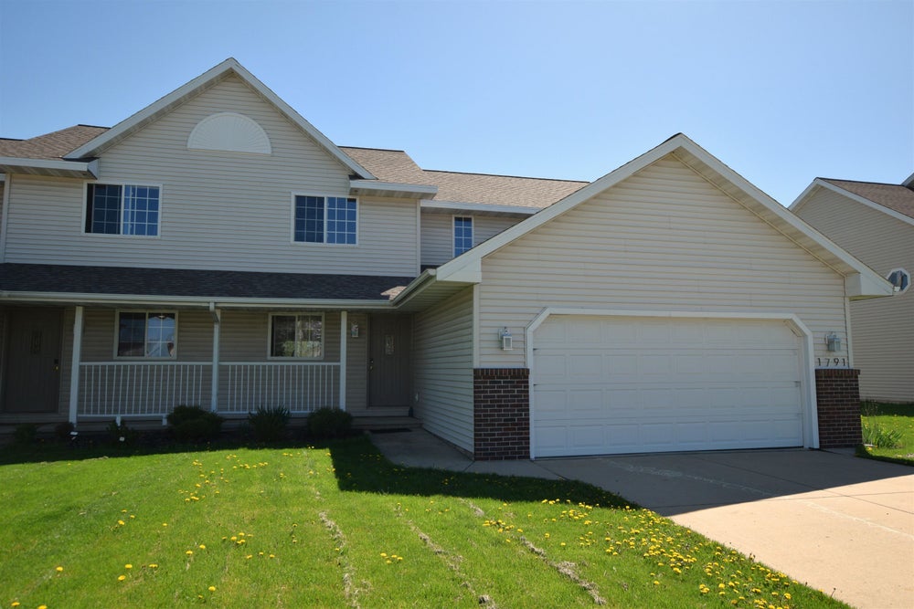 1791 Briarwood Court, De Pere, WI 54115 MLS 50290893 Coldwell Banker