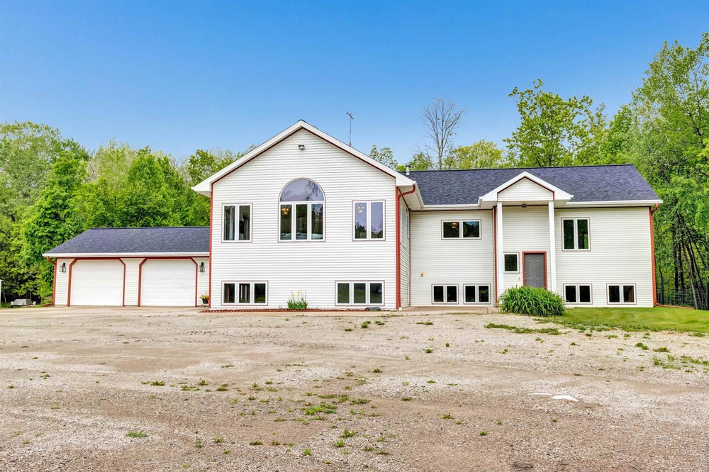 W746 Cty Rd Vv, Seymour, WI 541657828 MLS 50291765 Coldwell Banker