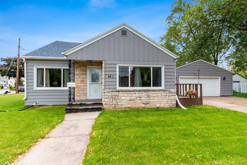 441 Bellevue Street, Green Bay, WI 54302 MLS 50292036 Coldwell Banker