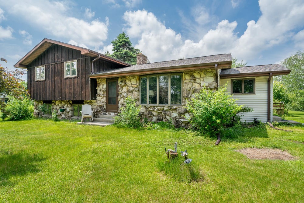 N1699 County Rd Hh, New London, WI 54961 MLS 50292390 Coldwell Banker