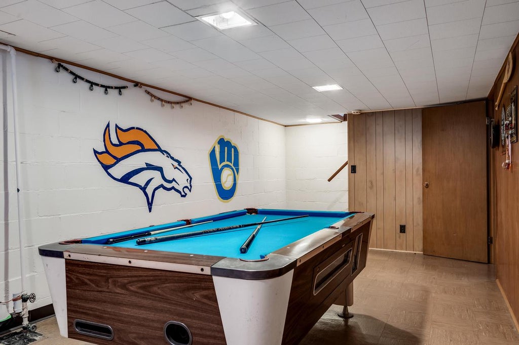 denver broncos pool table