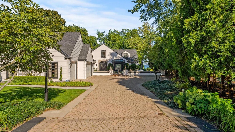 1810 E Fox LANE, Fox Point, WI 53217 MLS 1867330 Coldwell Banker