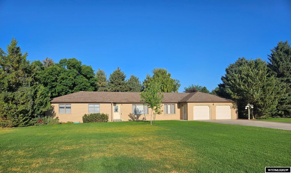 100 Cottonwood Terrace, Torrington, WY 82240 MLS 20234334 Coldwell